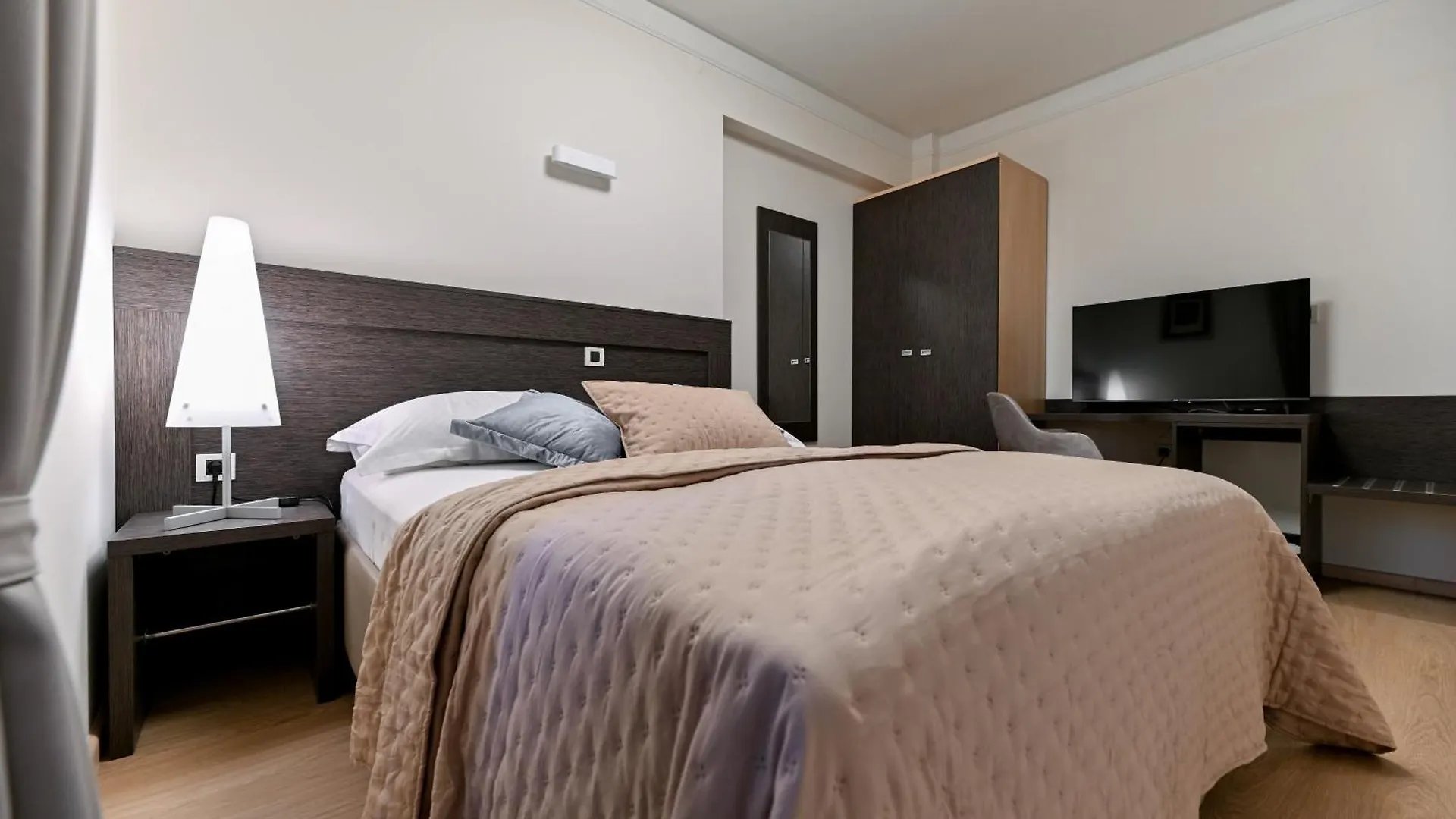 Villa Hresc I Zadar Bed & Breakfast